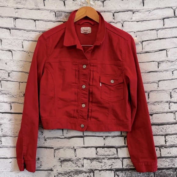 Levi's Jackets & Blazers - Levi’s White Tab Women’s Pleated Front Cropped Jean Jacket in Red Size Large